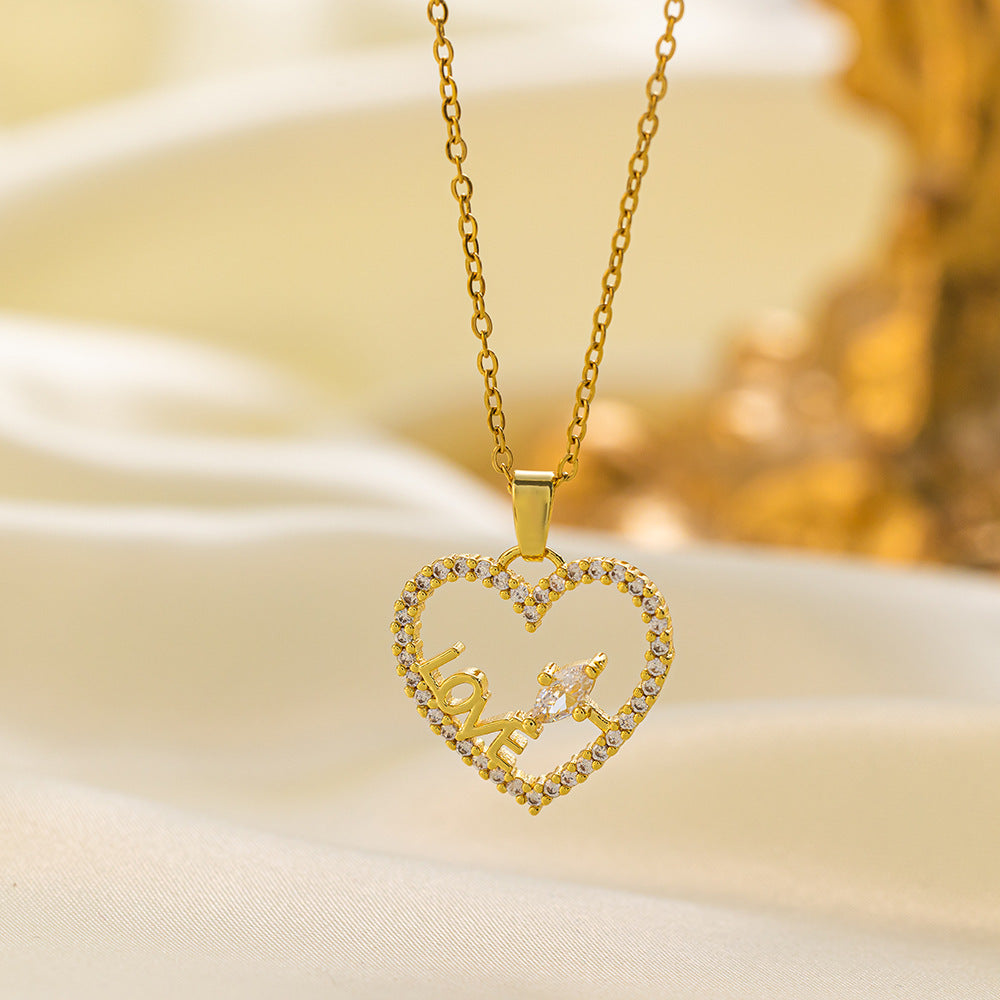 Gold Pendant Necklace