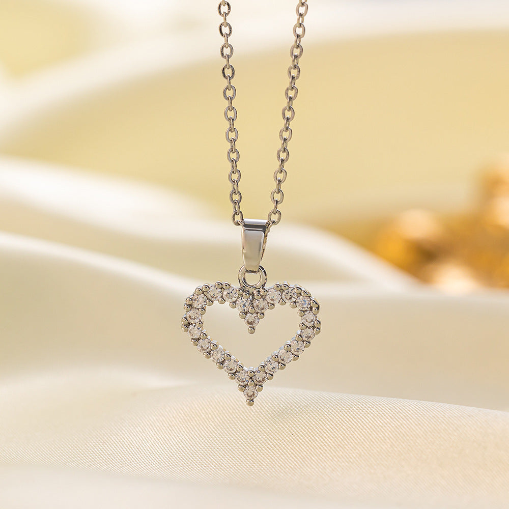 Gold Pendant Necklace